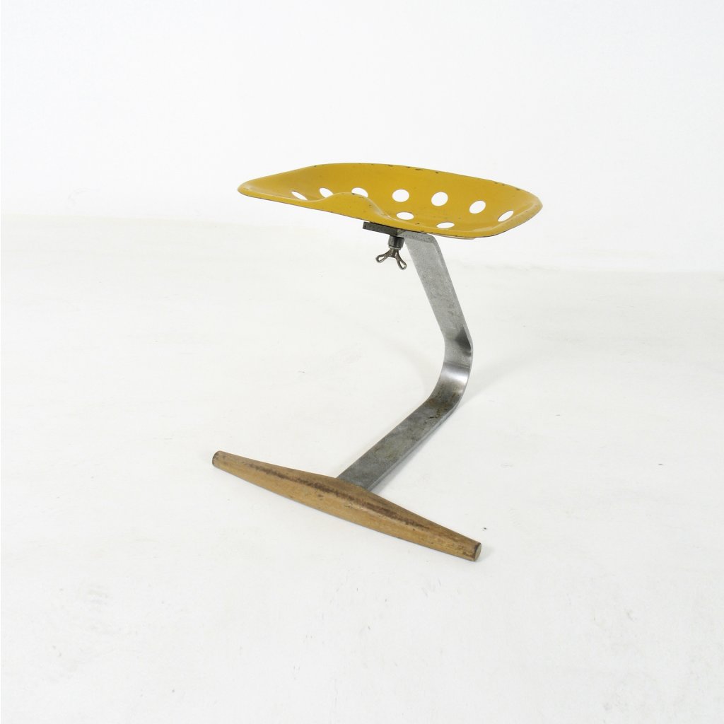 Tabouret Achille & Pier Giacomo Castiglioni Mezzadro 1957 (Zanotta)