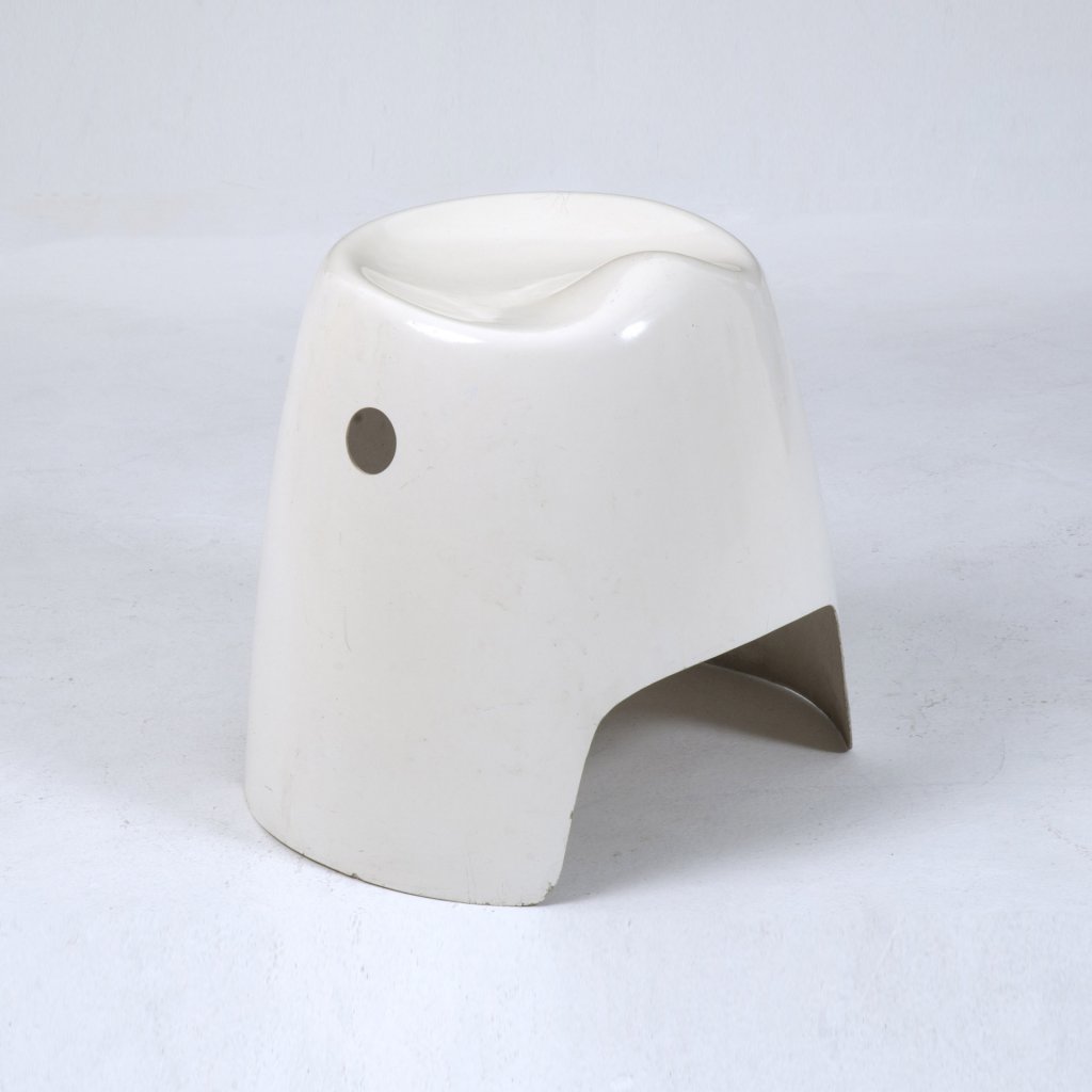 Tabouret   Anonyme  1970 ( Inconnu)