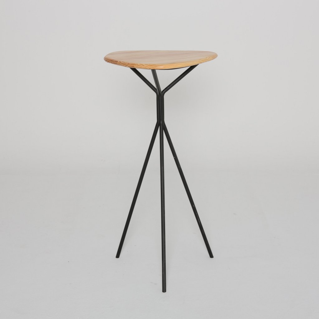 Mange debout Amaury Watine  2015 (By Ultra)