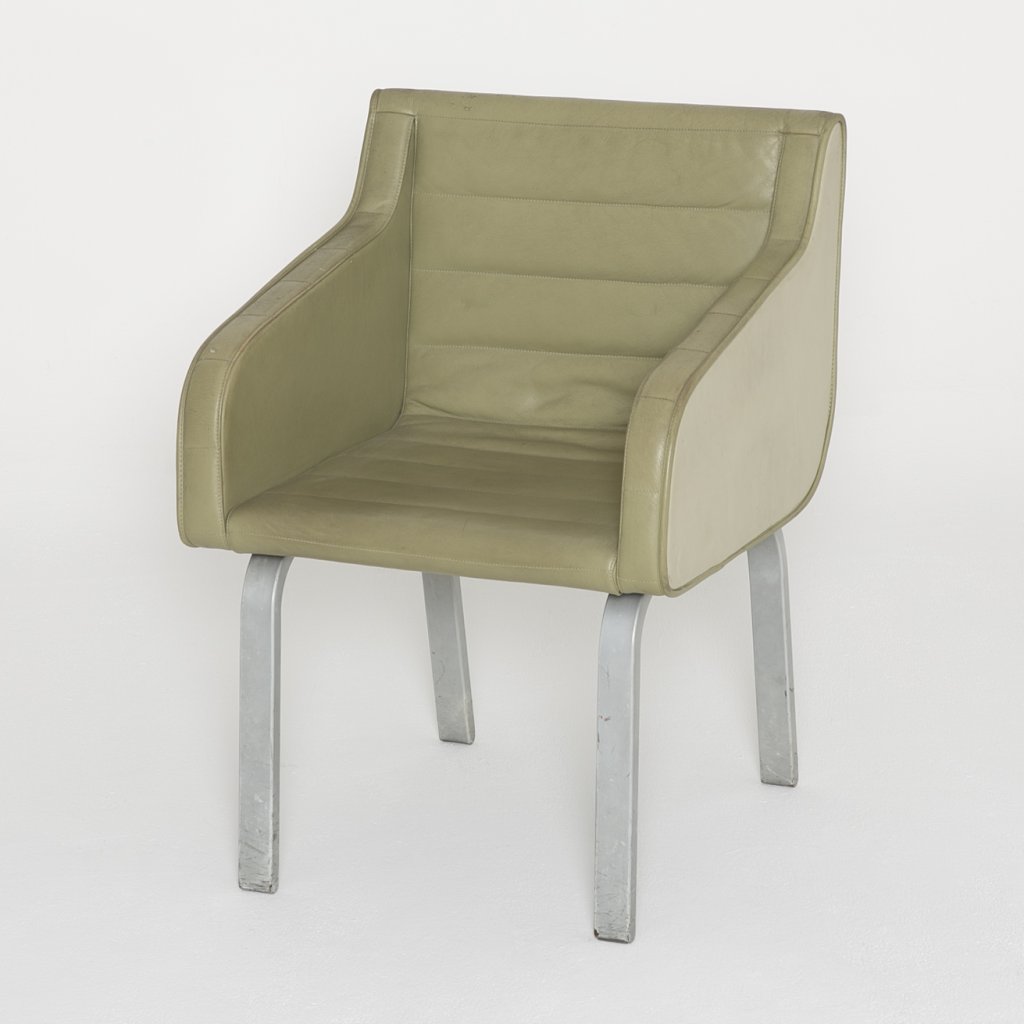 Fauteuil christian biecher Korova 2008 (Poltrona Frau)