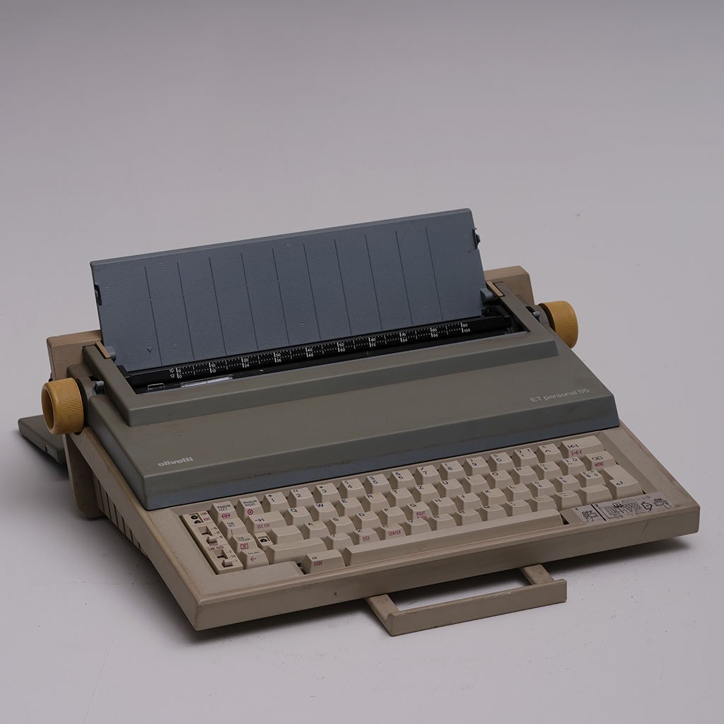 Machine à ecrire Mario Bellini ETP 55 1987 (Olivetti) grand format
