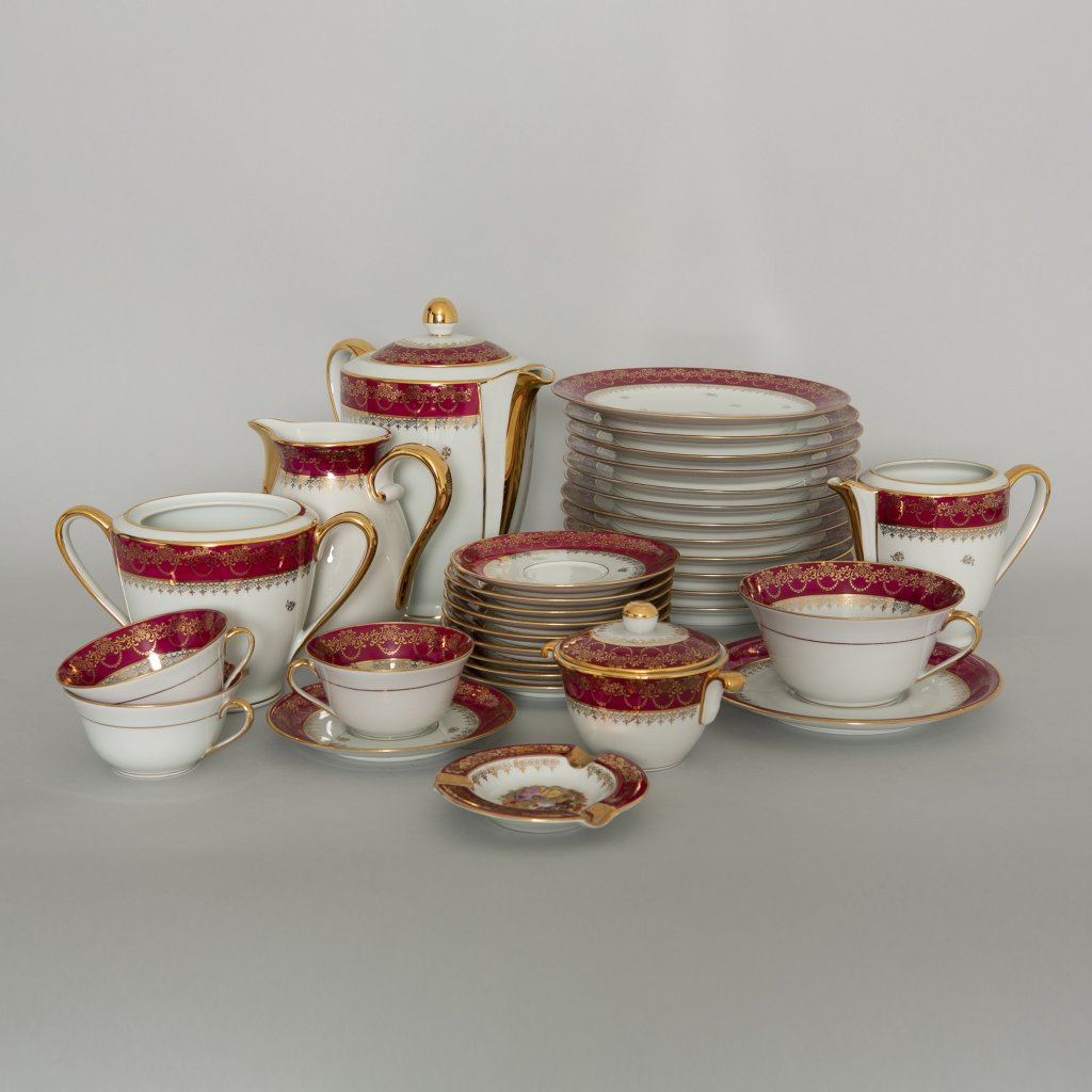 Service de table Anonyme   ( Inconnu)