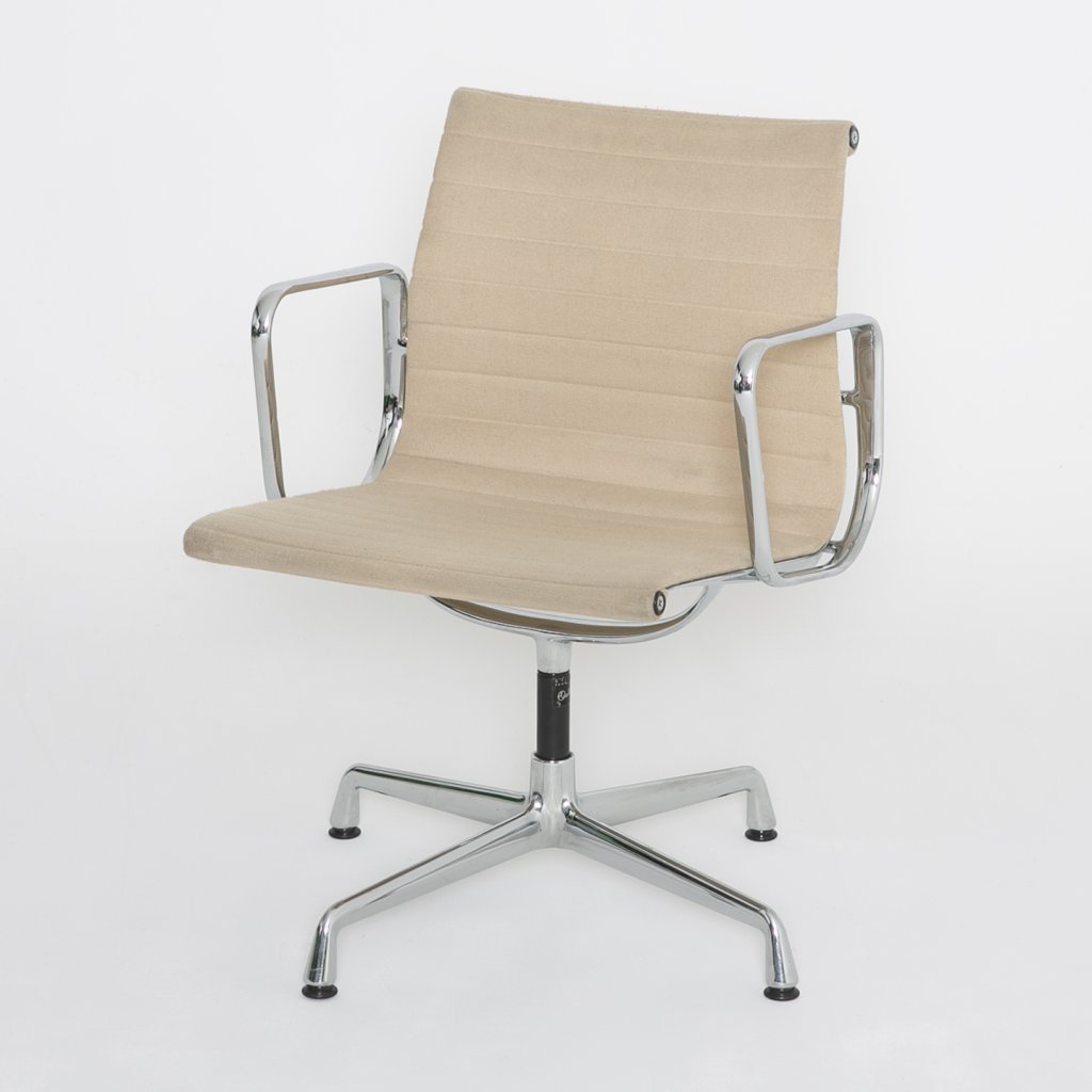 Fauteuil Charles Eames  ALUMINIUM CHAIR EA 104 1958 (Vitra)