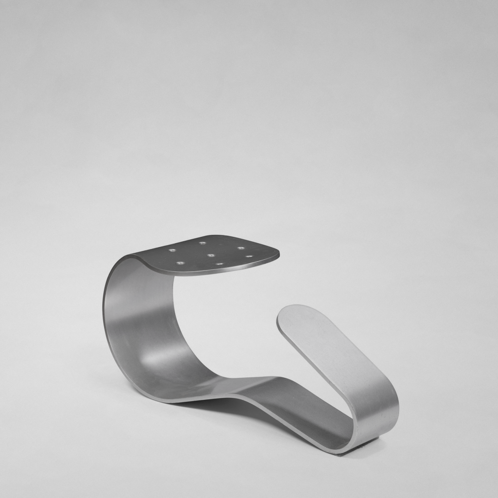 Tabouret Anonyme  1977 (bata)