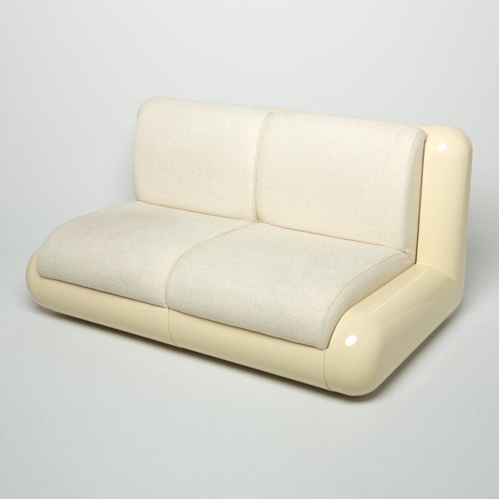 Canapé LI HOLLOWAY T4 2022 (UMA OBJECTS)