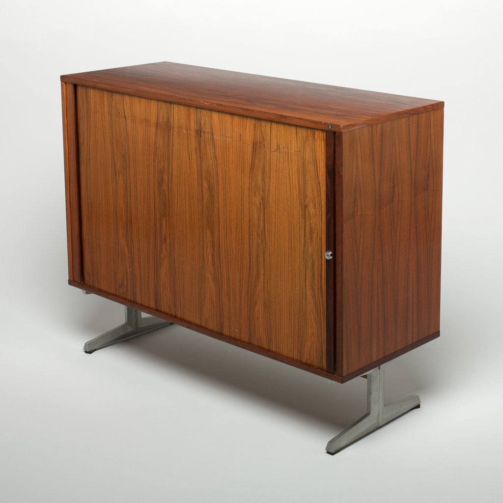 Commode Anonyme  1960 ( Inconnu)