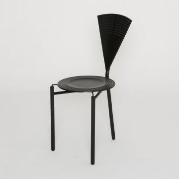 Chaise Philippe Starck Mrs. Frick 1985 (3 Suisses)