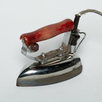 Fer à repasser Anonyme  1950 ( Inconnu)